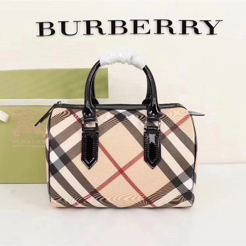Burberry Nova Check Boston Bag In Black