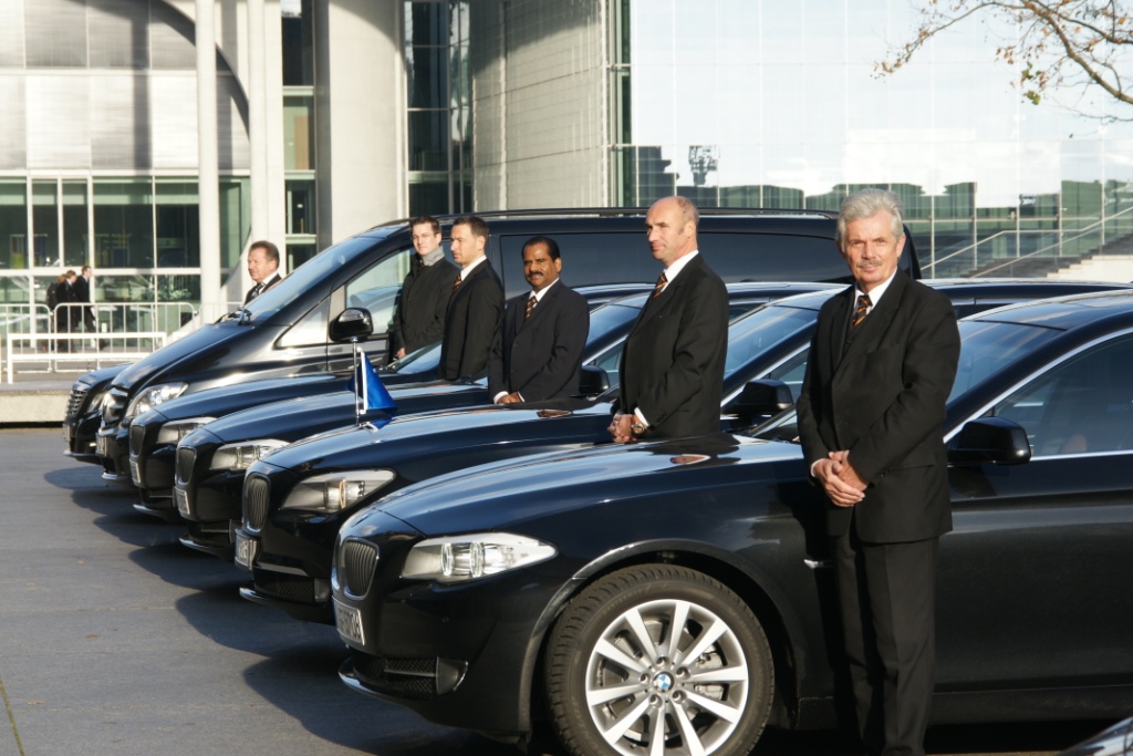 Why Should You Hire Hove Chauffeur Service - ITS MY POST