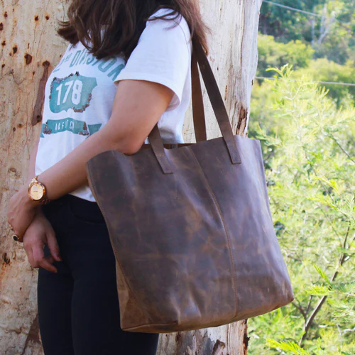 Buy Top Leather Bags at Linen Connections