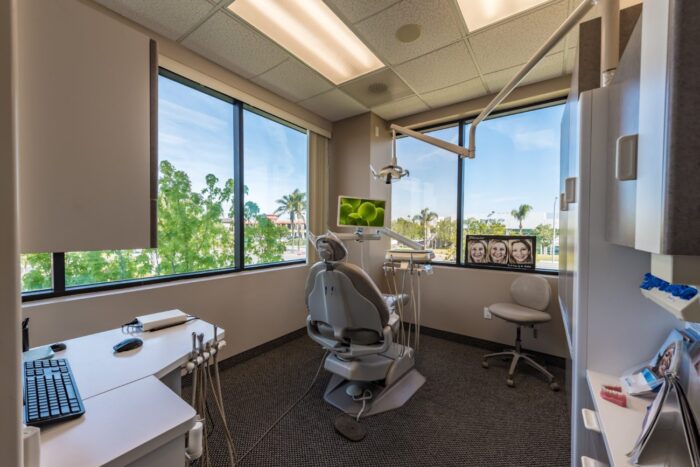 Dentist Venture CA | Dental Implants | Cosmetic Dentistry