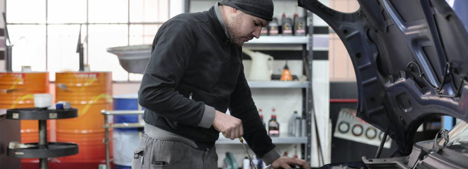 Hi Tech Motor Cover Image