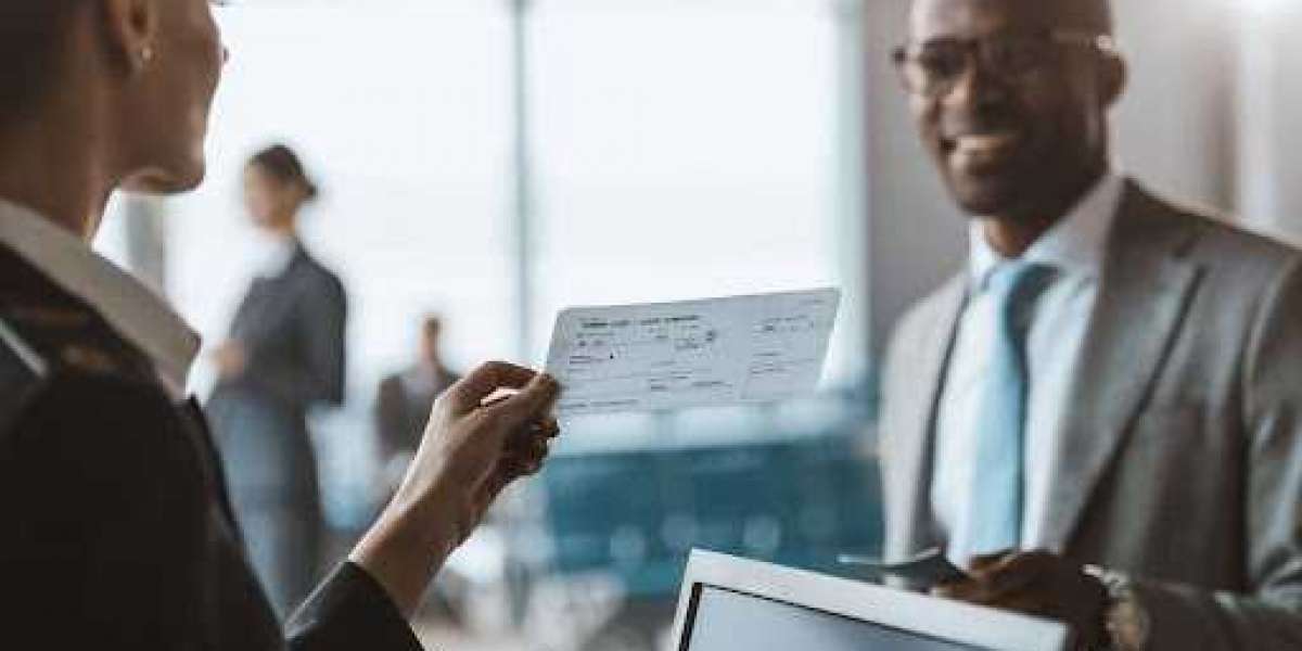 Why the Offset Charcoal Smoker Still Owns Real Backyard Barbecue