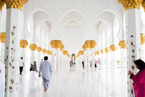 10 Must-Visit Temples in UAE | A Spiritual Guide | OneVasco Blog