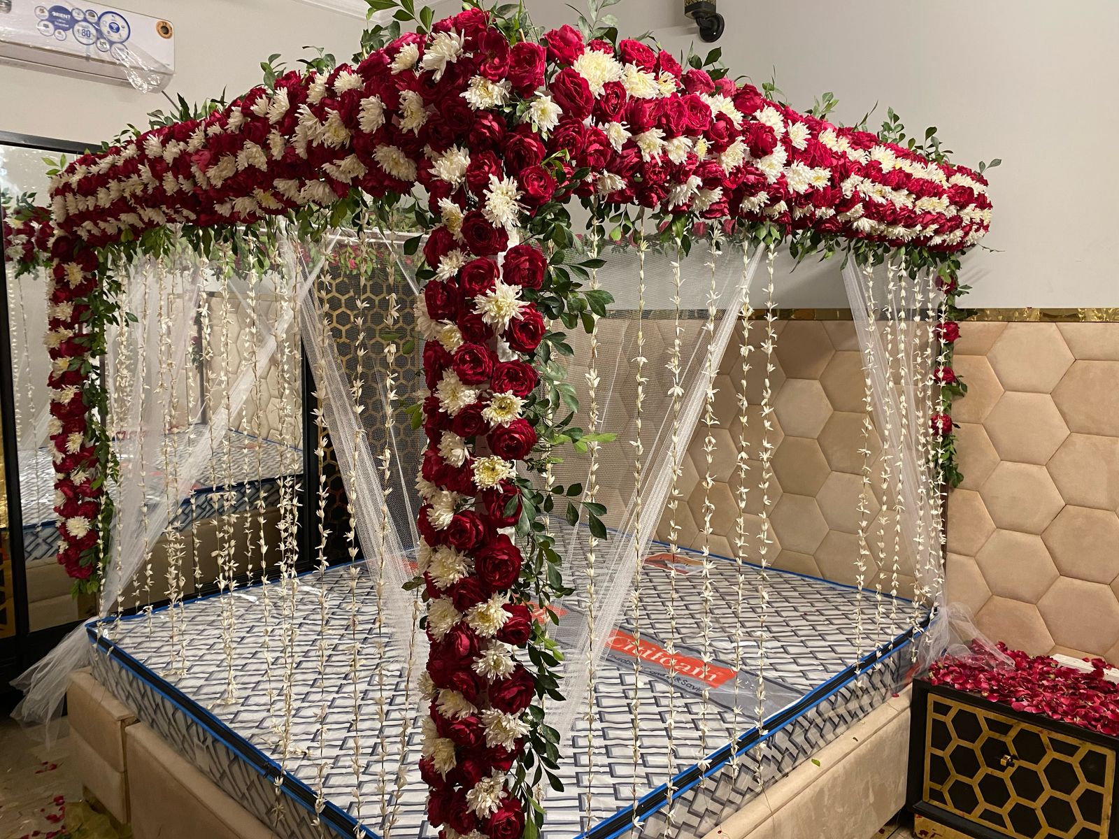 Room Decoration For Wedding In Karachi - Flower Wala