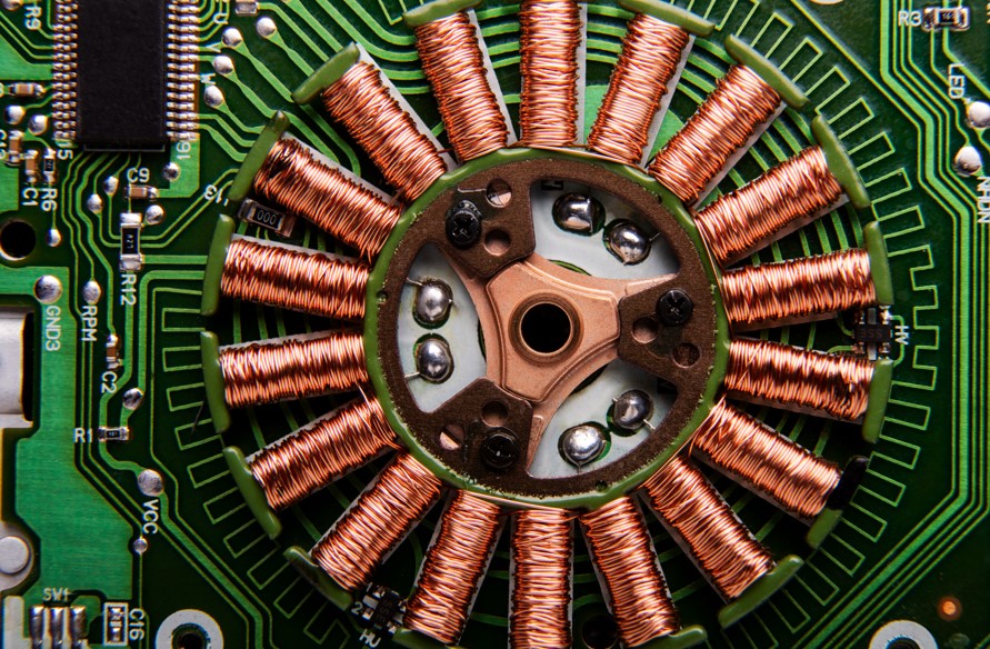 What Are Servo Drives and Motors? Benefits, Uses and How They Work