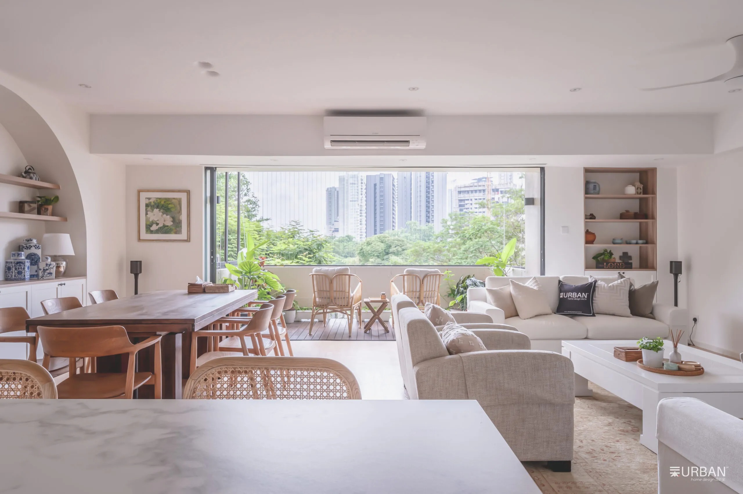 How to Choose an Interior Designer Who Specialises in the Unique Floor Plans of Executive Condos?