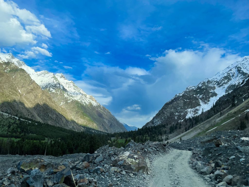 Rangrik vs Kaza: Which Stay Is Better for Spiti?
