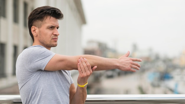 Elbow Pain Physiotherapy Treatment | Physio For Elbow Pain