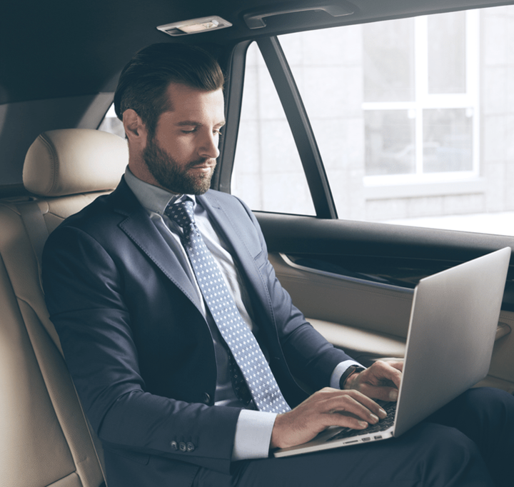 Executive Chauffeur Service In Garden City, Long Island, NY - NYC Luxor Limo