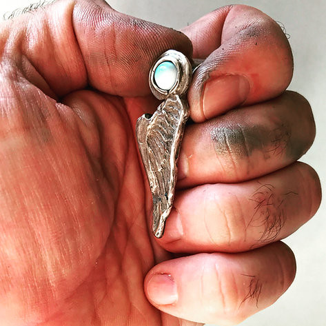 What Makes Artisan Silver Jewelry Personal