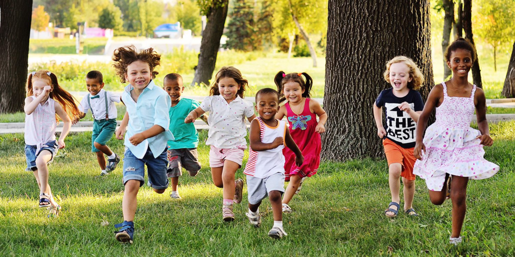 How Outdoor Activities Encourage Confidence and Independence in Children - Local Home Services
