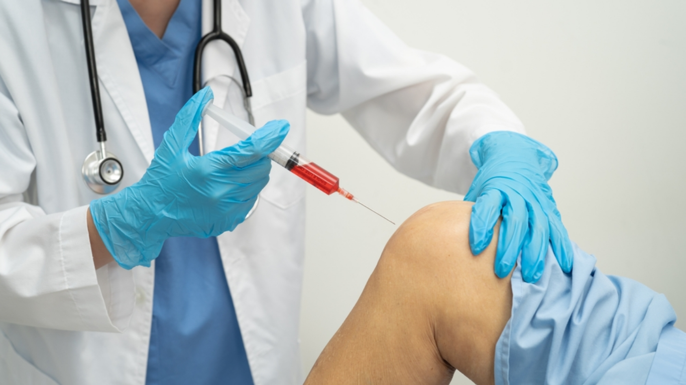 When Joint Pain Persists: Could Joint Injections Be an Option? - Texas MultiSpecialty Clinics